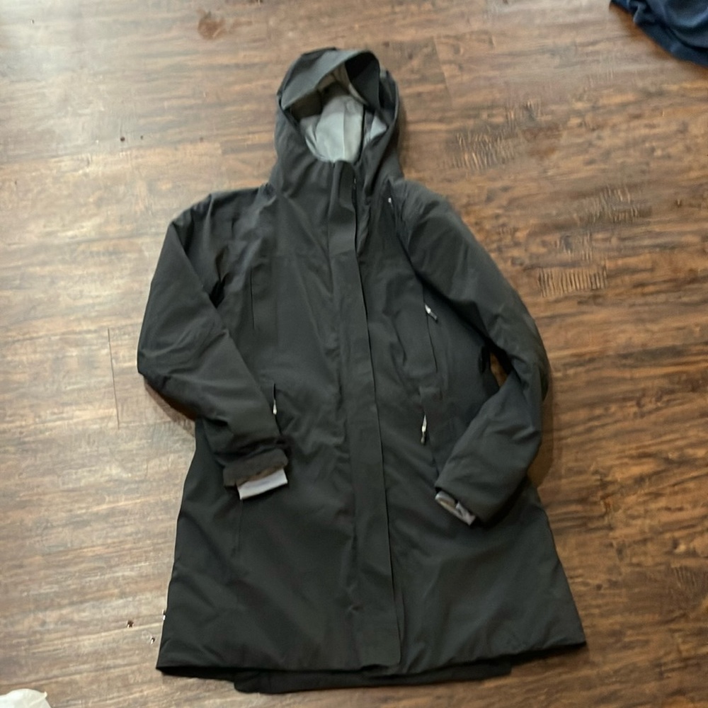 Women's Oros Orion Black Hooded Parka